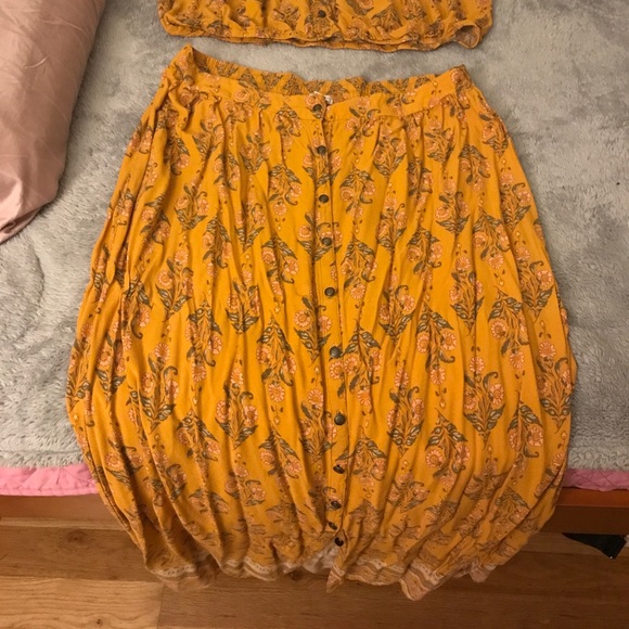 Dresses & Skirts - Two piece long skirt and top